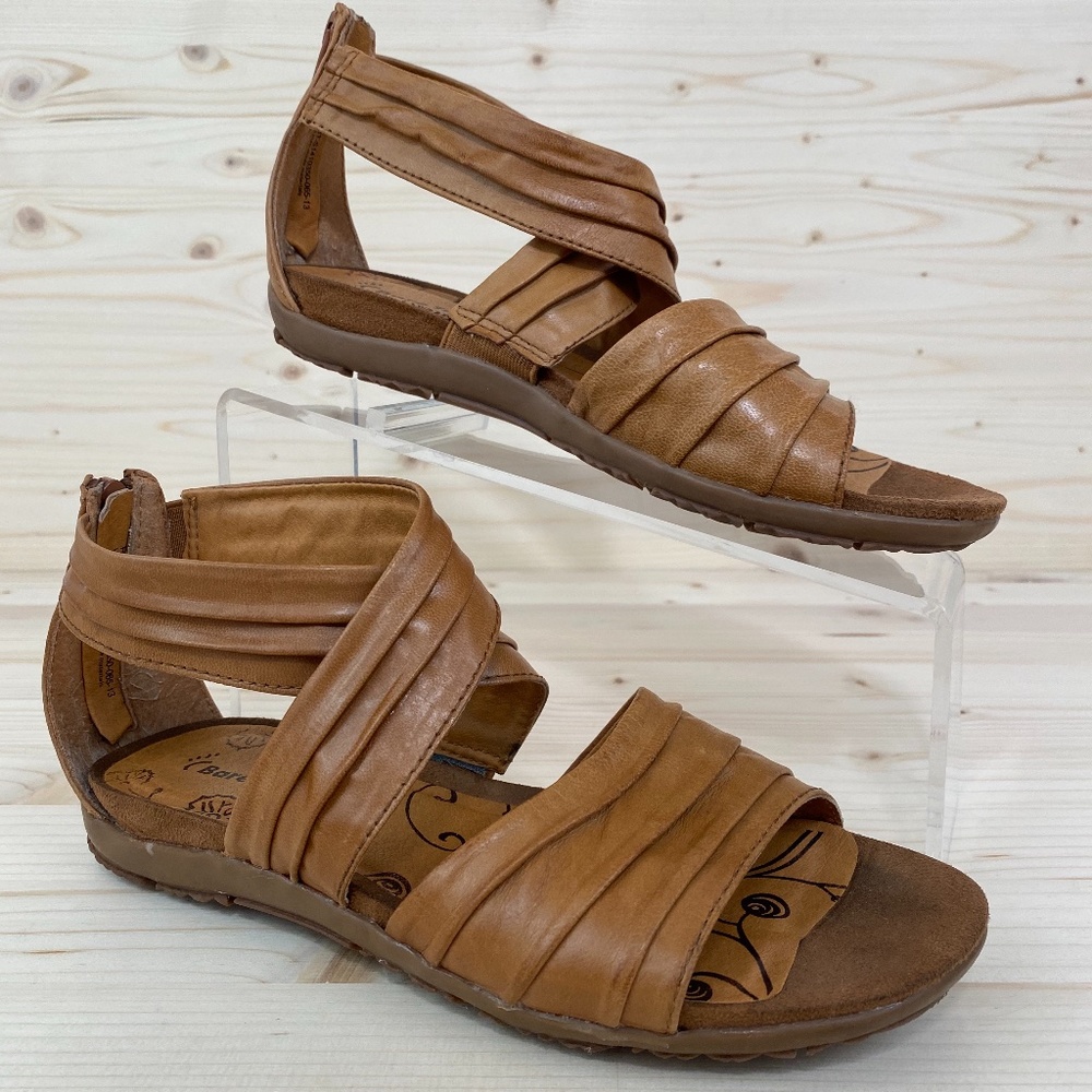 BareTraps Rennifer Leather Gladiator Flat Sandals